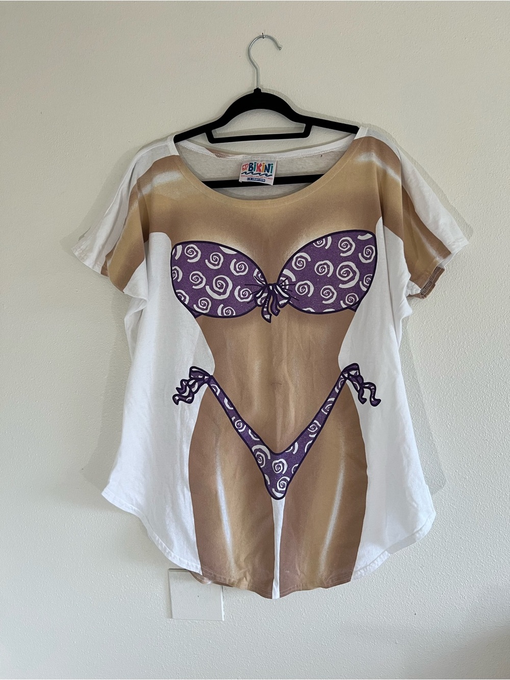 Bikini Graphic Short Sleeve Tee - White & Tan with Purple Bikini